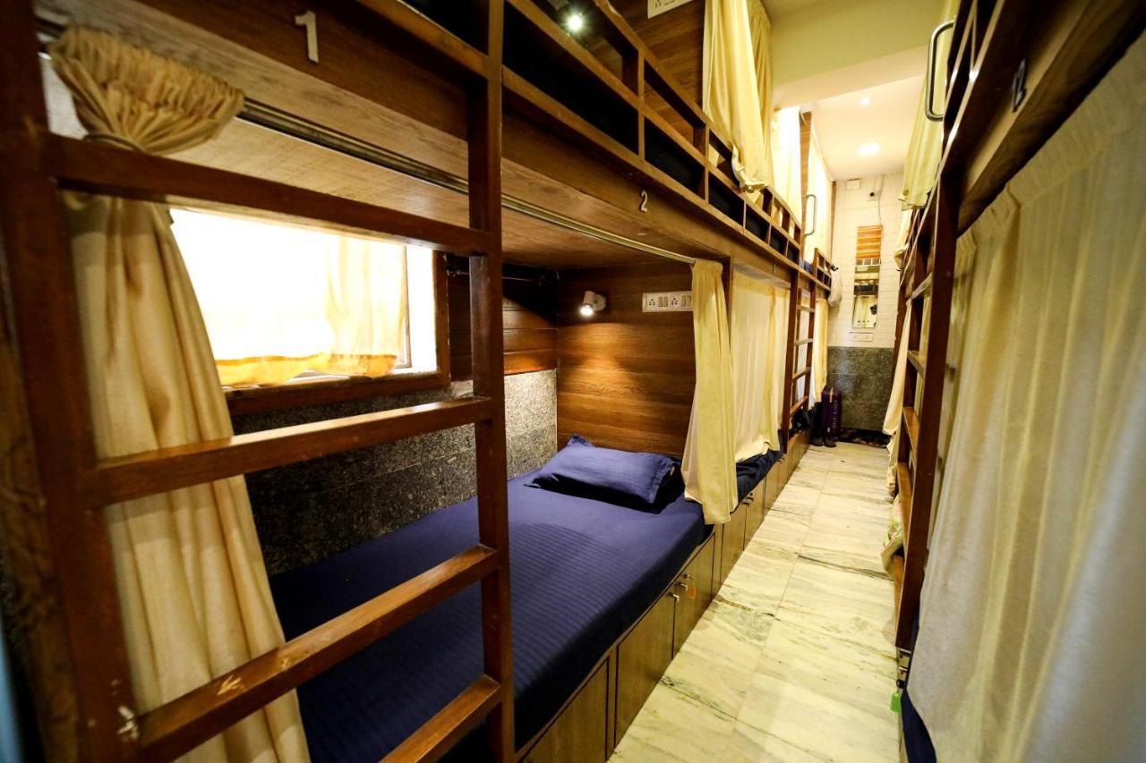 Maple Social Hubz-Hostel Bombay Extérieur photo